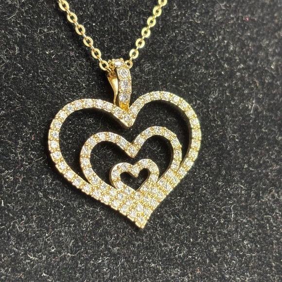 Nolan Miller Glamour Collection Gracious Heart Pendant Necklace 16” chain - Picture 8 of 9